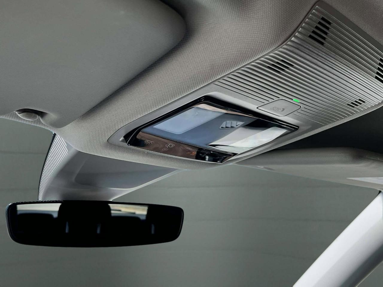 Volkswagen Atlas SE w/Technology 2025