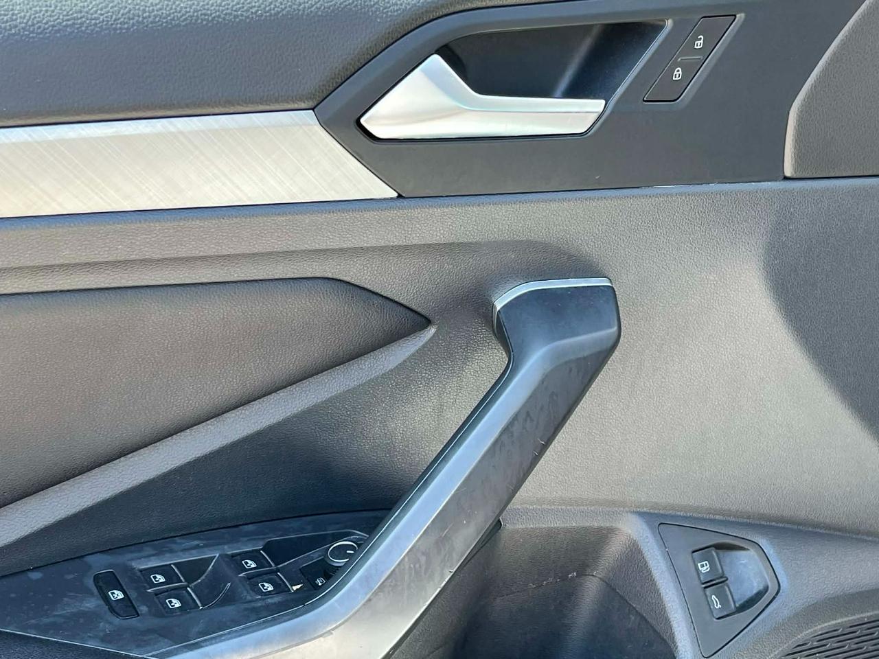 Volkswagen Jetta SE 2024