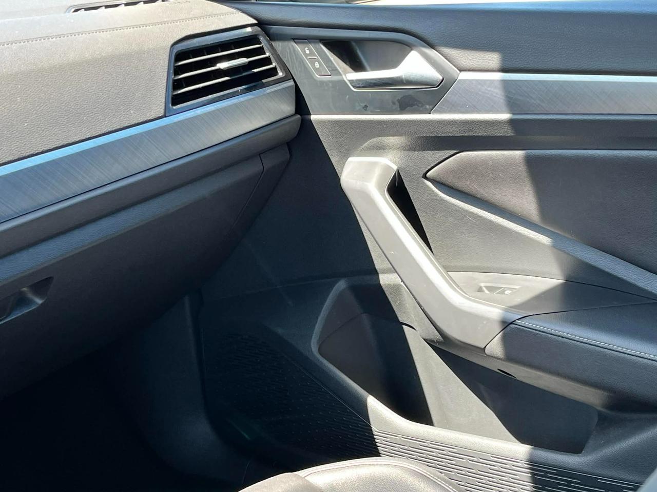 Volkswagen Jetta SE 2024