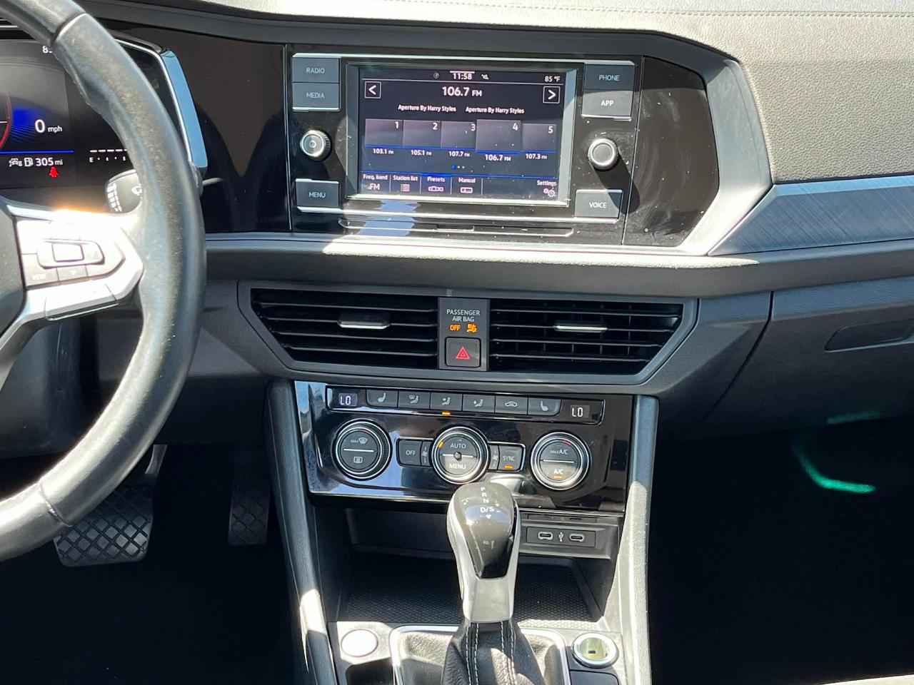 Volkswagen Jetta SE 2024