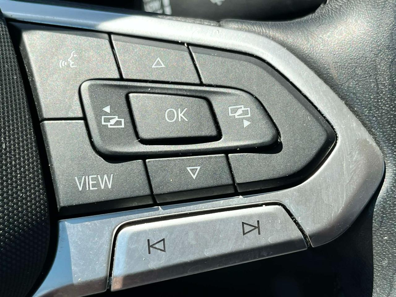 Volkswagen Jetta SE 2024