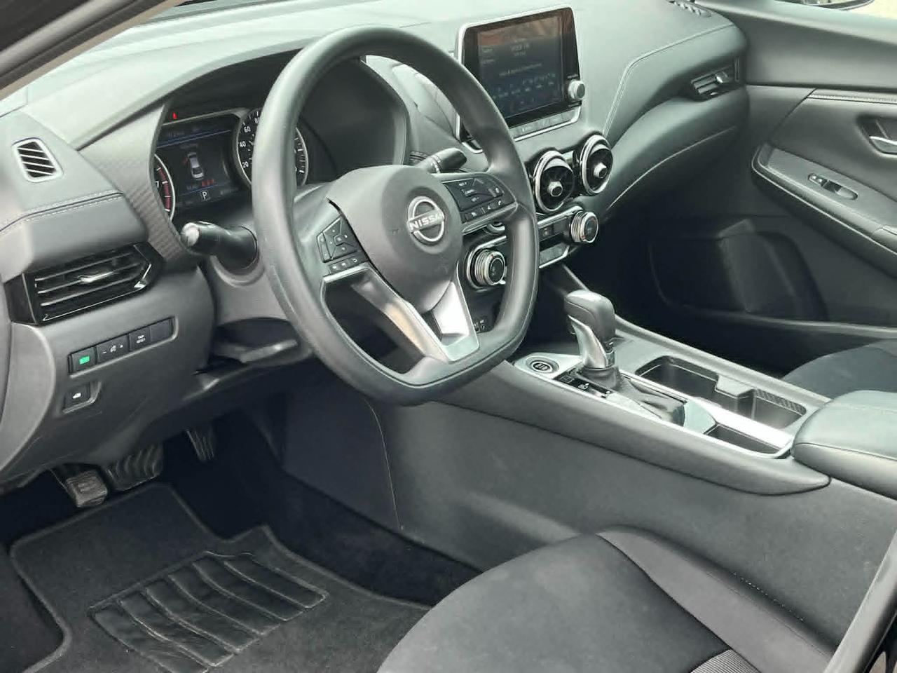Nissan Sentra SV 2024