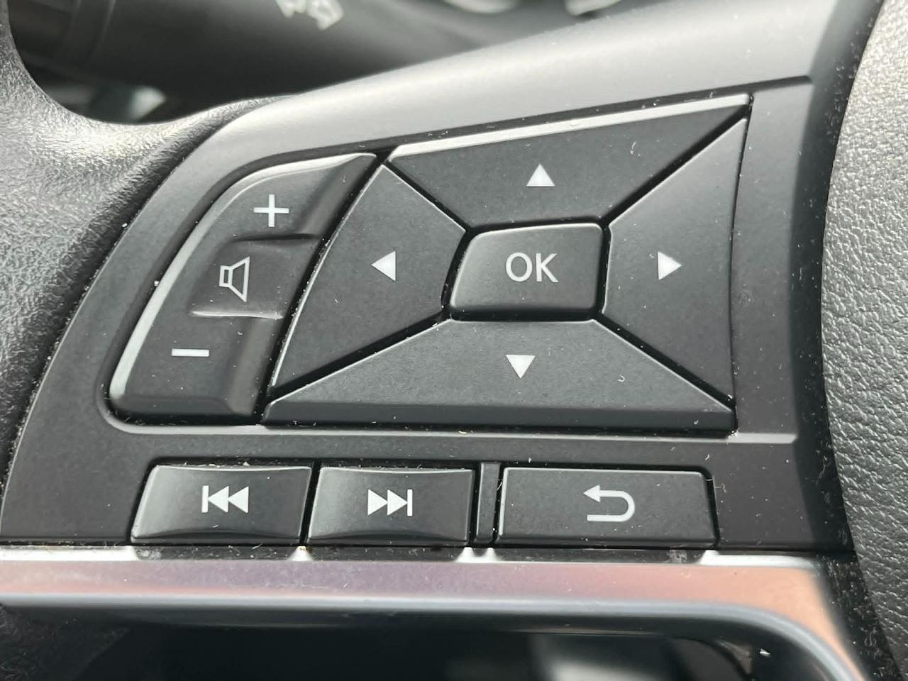 Nissan Sentra SV 2024