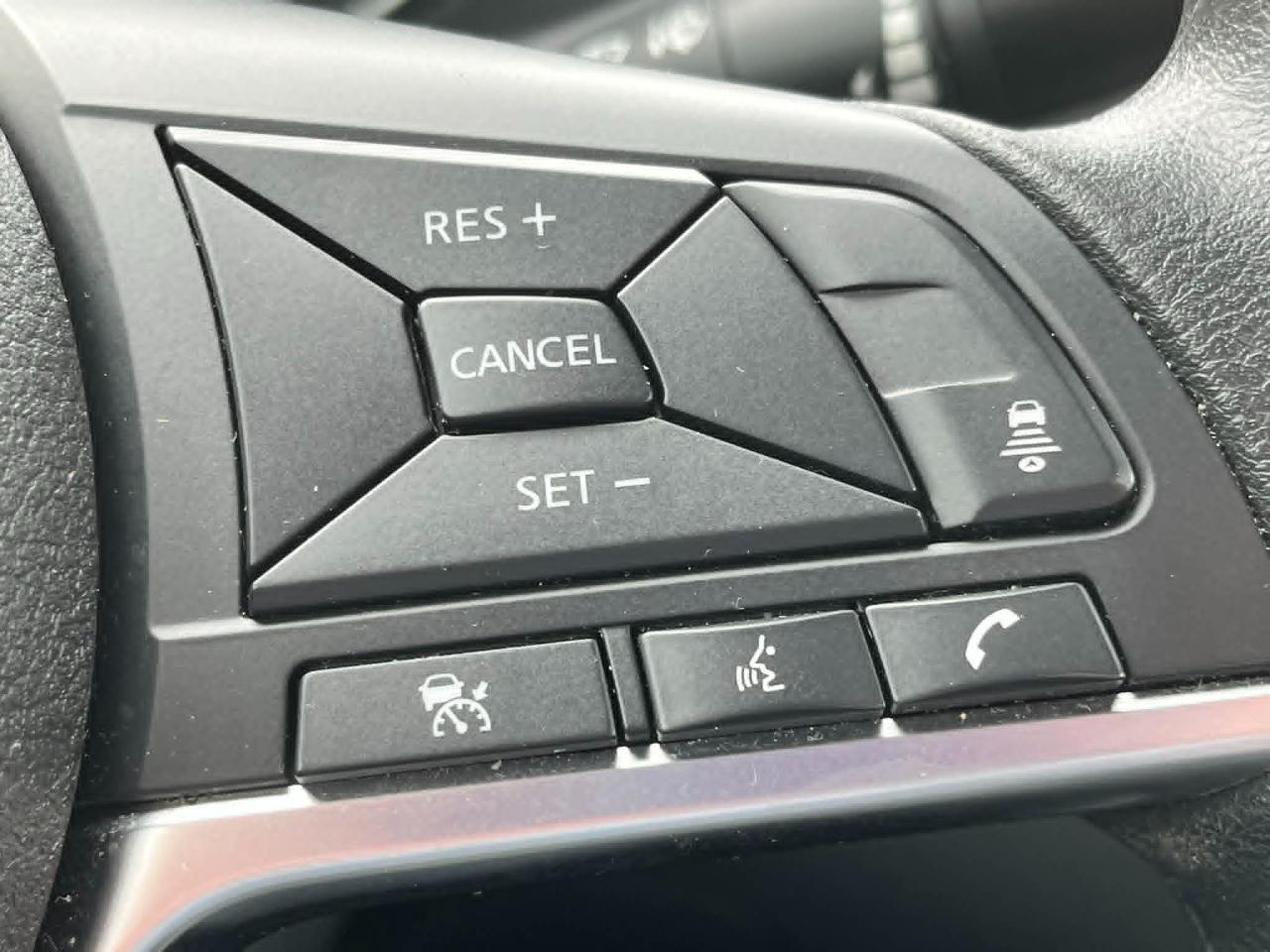 Nissan Sentra SV 2024