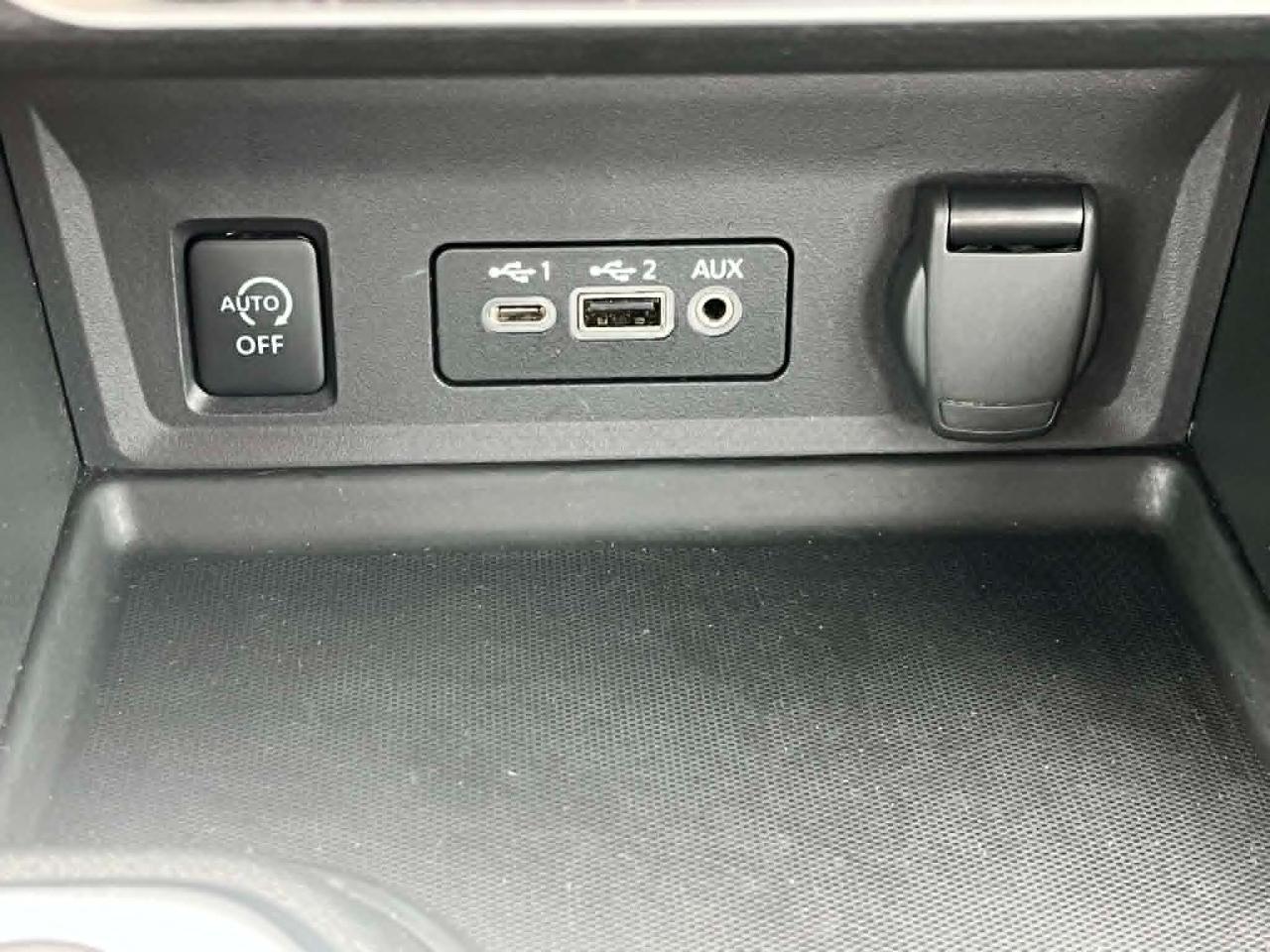 Nissan Sentra SV 2024