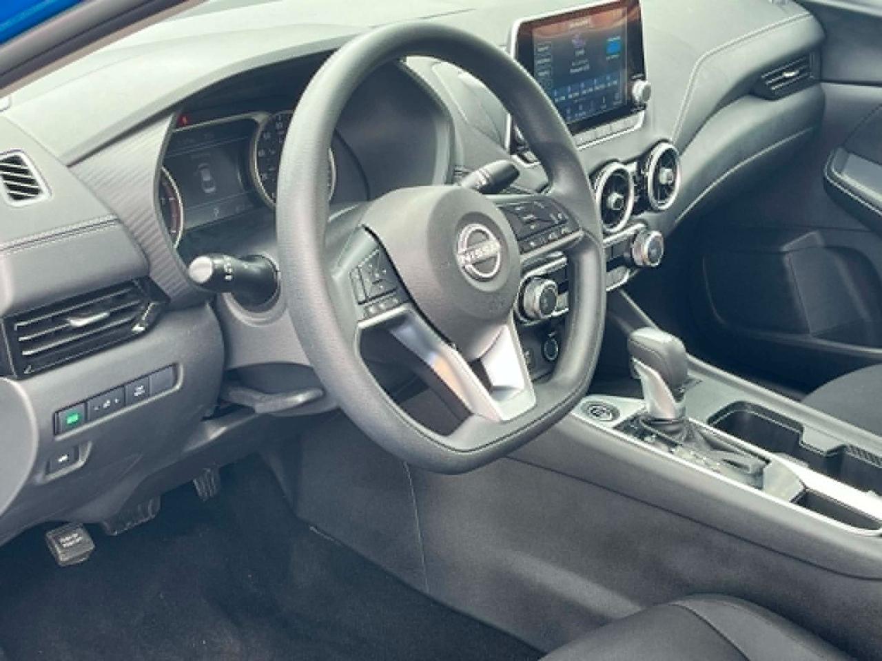 Nissan Sentra SV 2025
