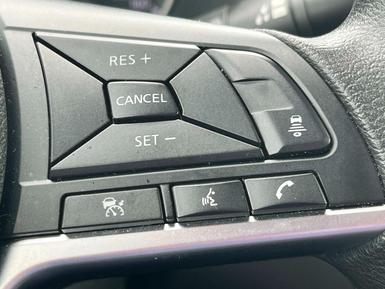 Nissan Sentra SV 2025