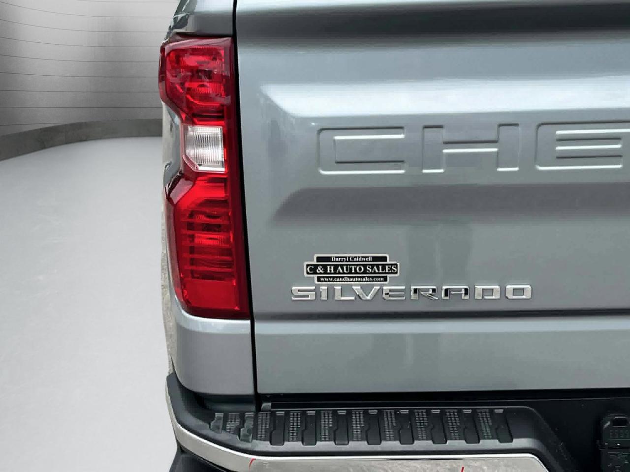 Chevrolet Silverado 1500 LT Crew Cab 2WD 2025
