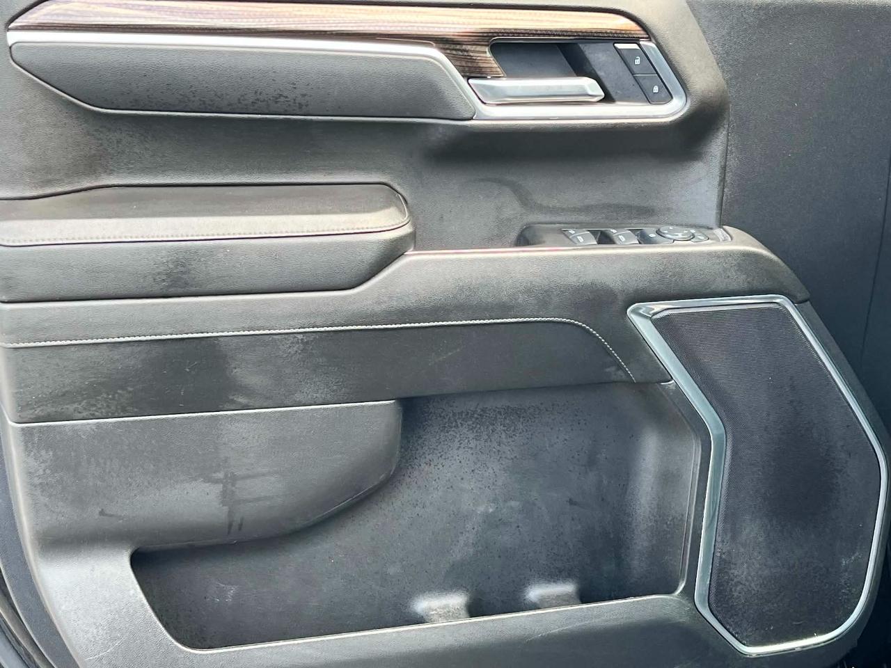 Chevrolet Silverado 1500 LT Crew Cab 2WD 2025