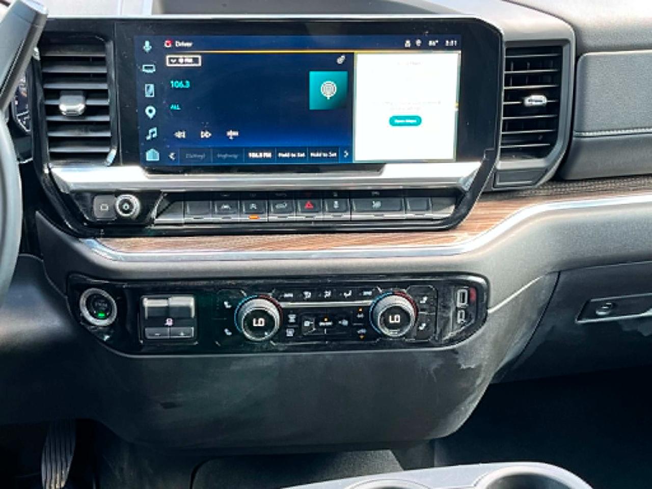 Chevrolet Silverado 1500 LT Crew Cab 2WD 2025