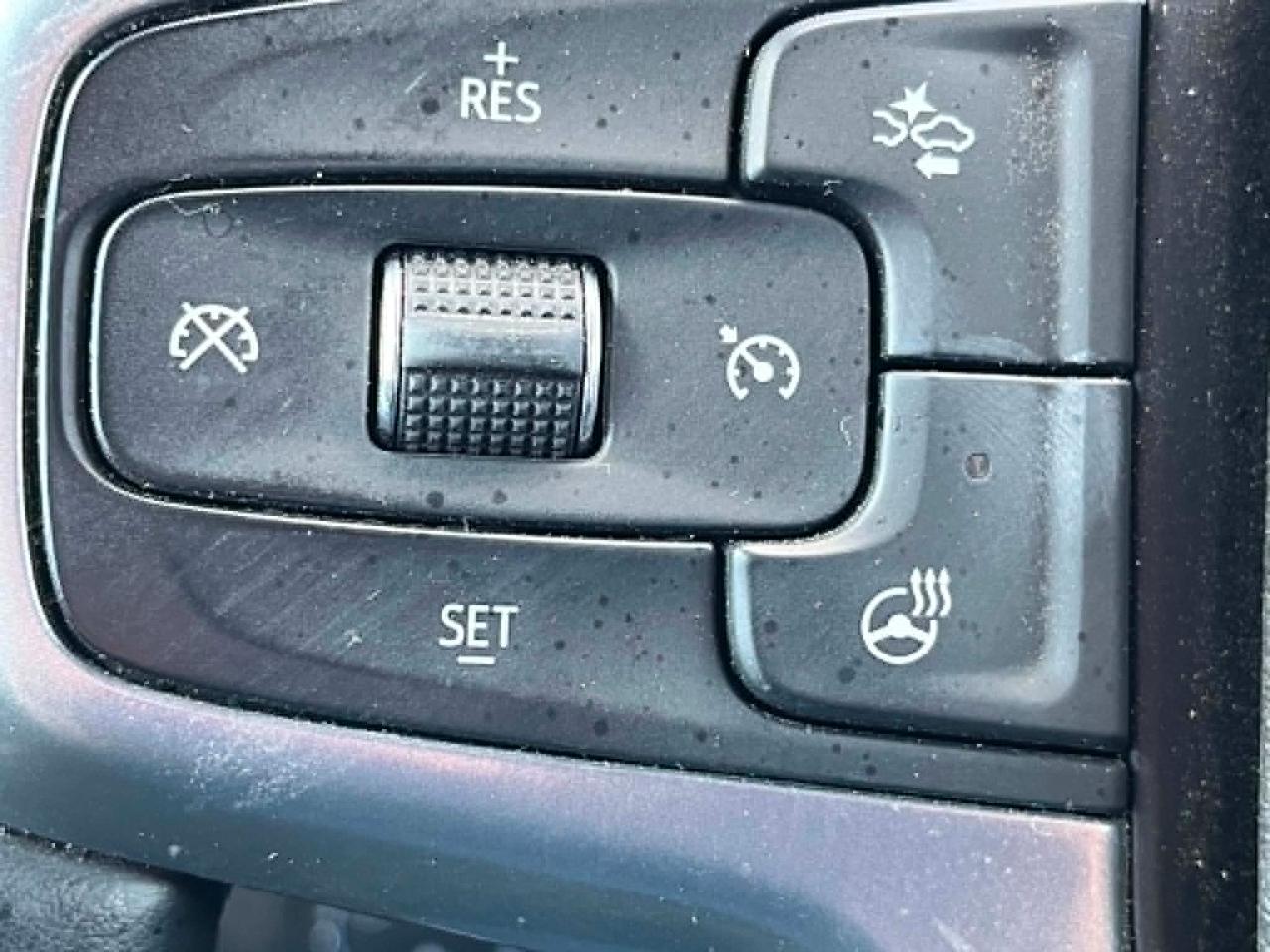 Chevrolet Silverado 1500 LT Crew Cab 2WD 2025