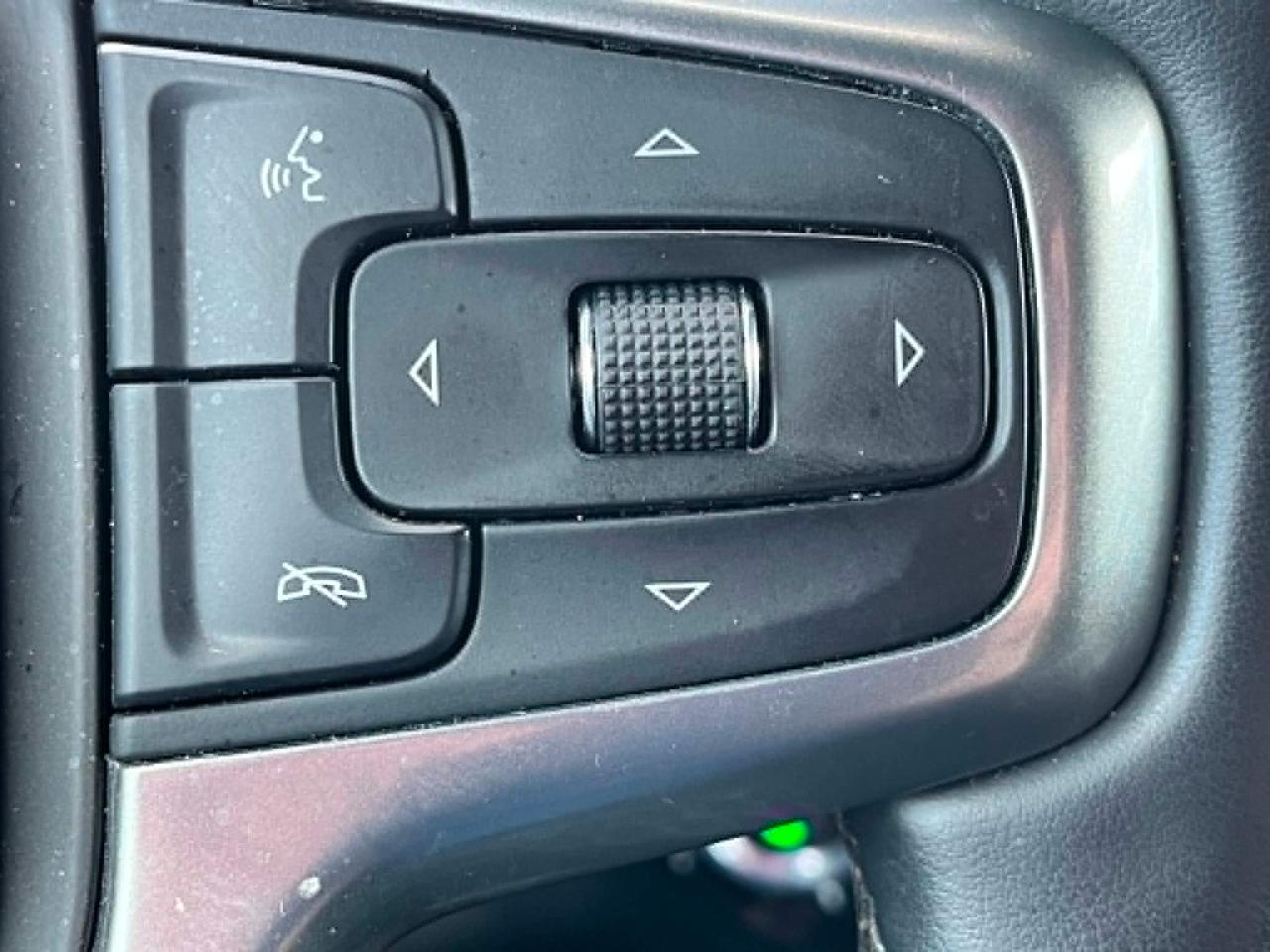 Chevrolet Silverado 1500 LT Crew Cab 2WD 2025