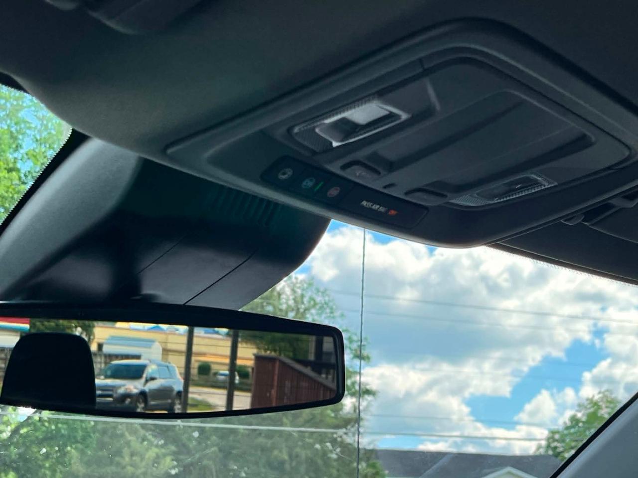 Chevrolet Silverado 1500 LT Crew Cab 2WD 2025