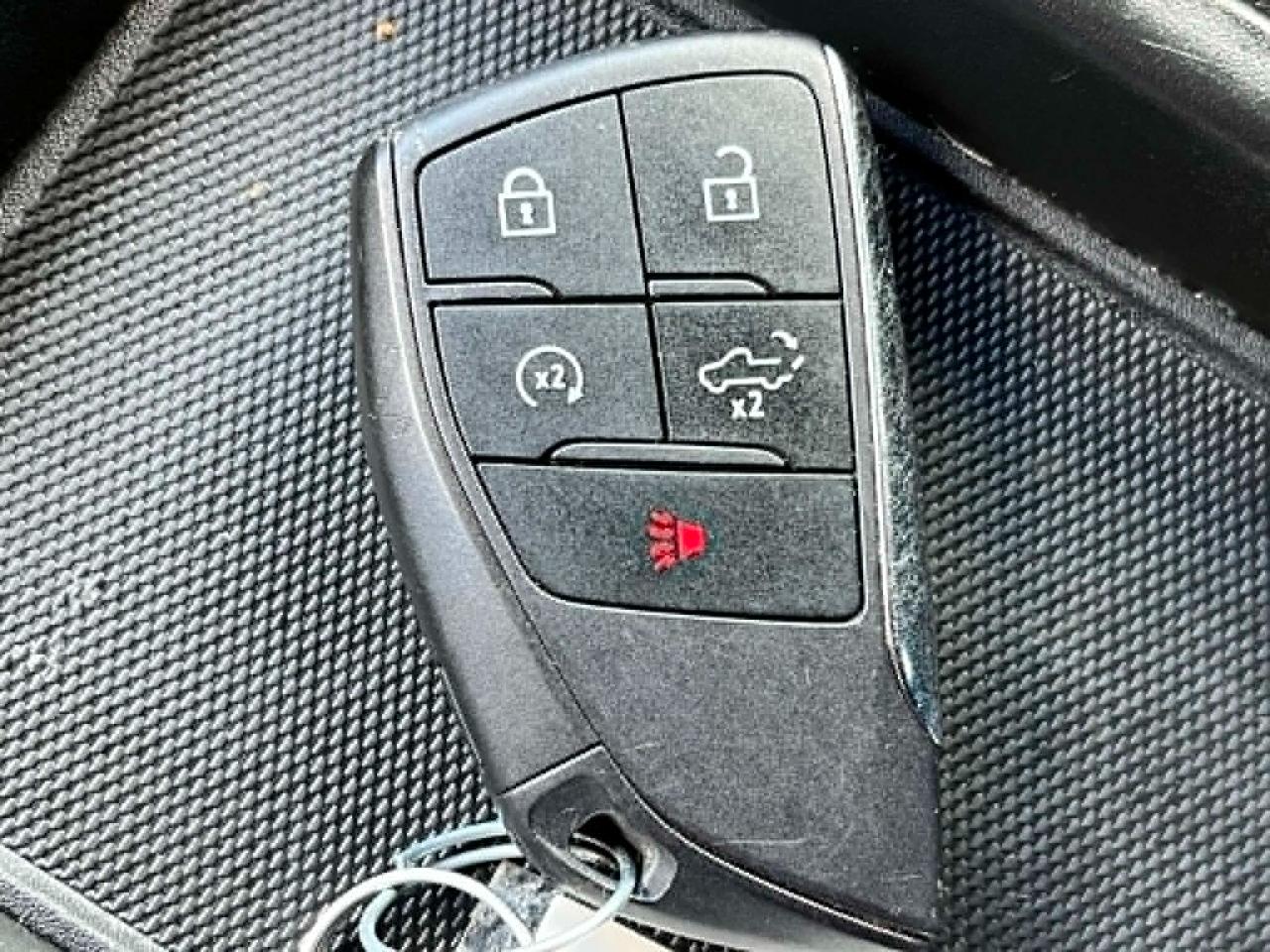 Chevrolet Silverado 1500 LT Crew Cab 2WD 2025