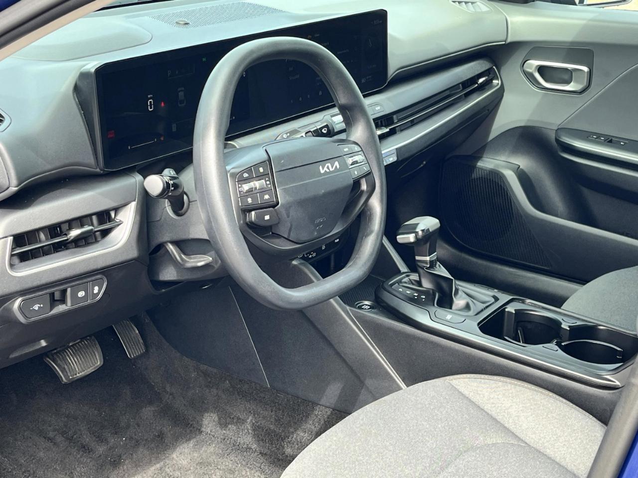 Kia K4 LX 2025