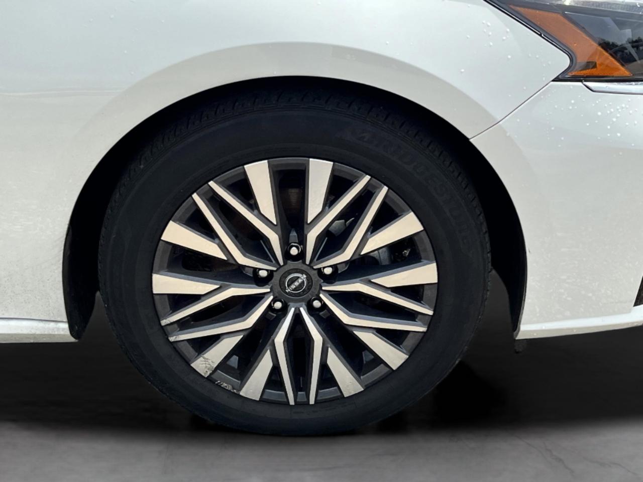 Nissan Altima 2.5 SV 2025