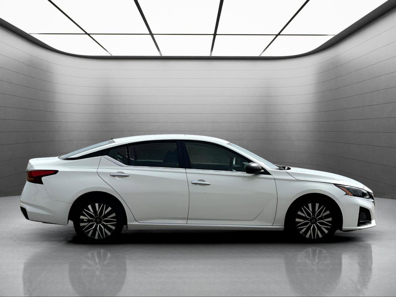 Nissan Altima 2.5 SV 2025