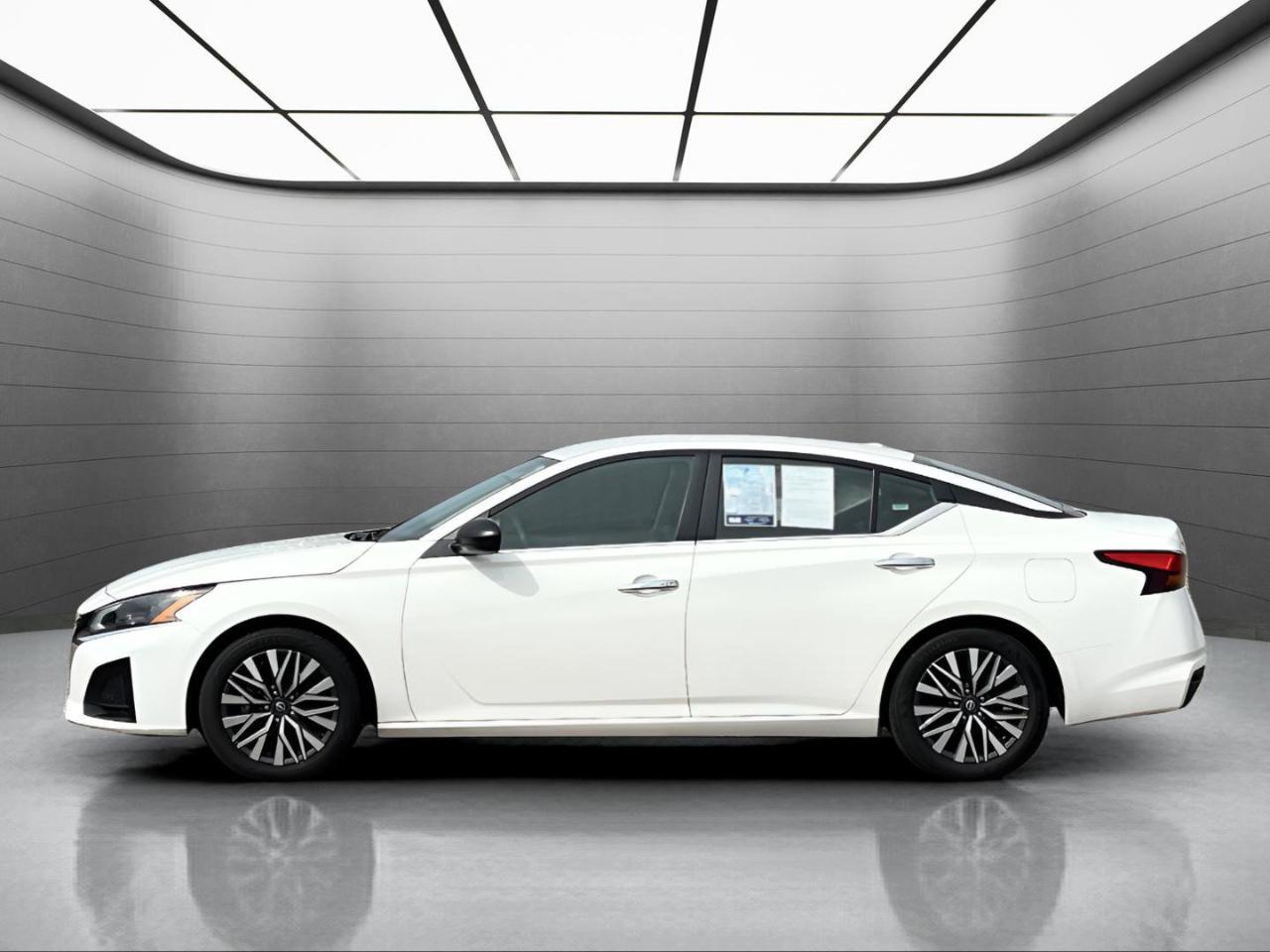 Nissan Altima 2.5 SV 2025