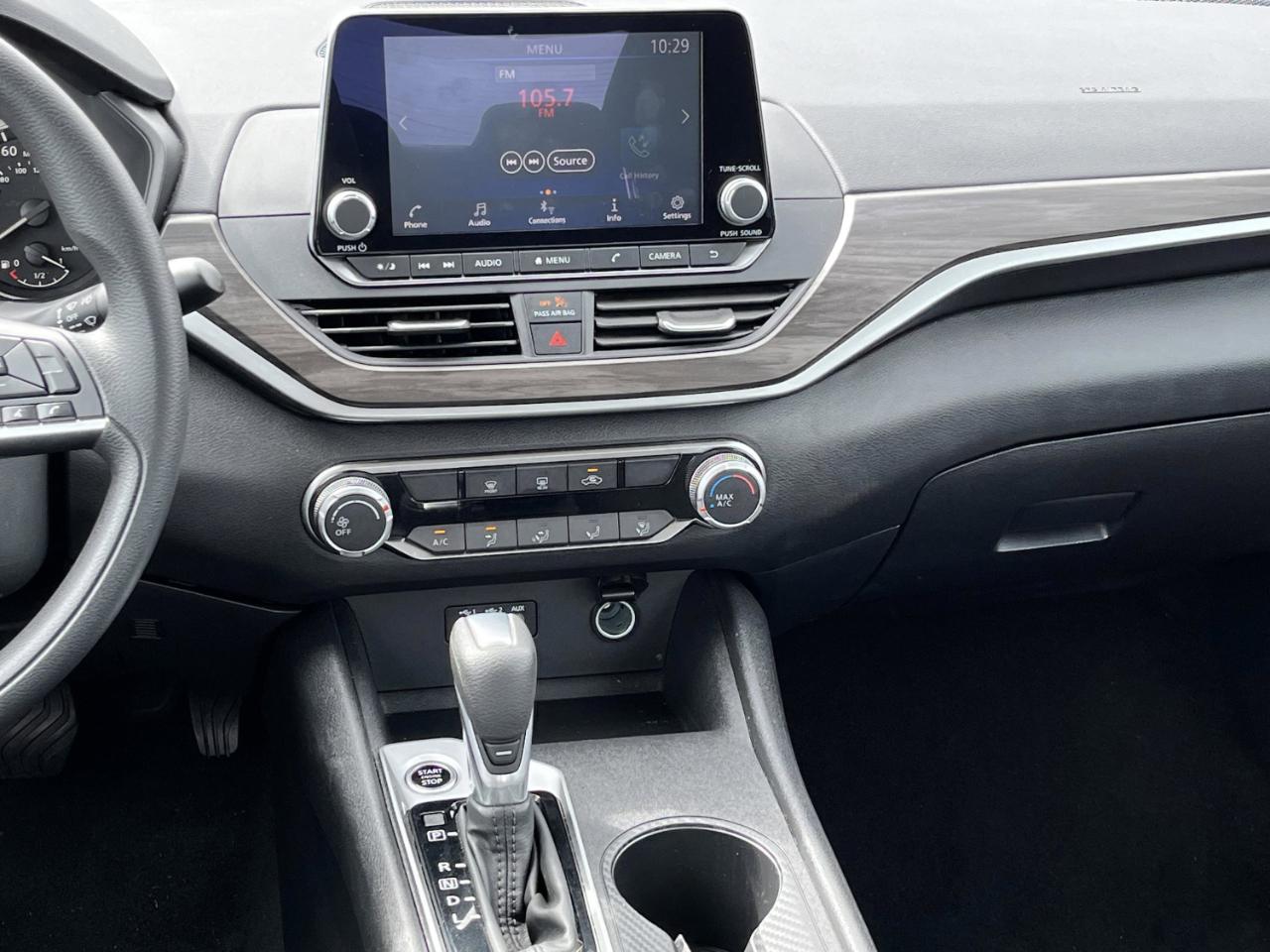 Nissan Altima 2.5 SV 2025