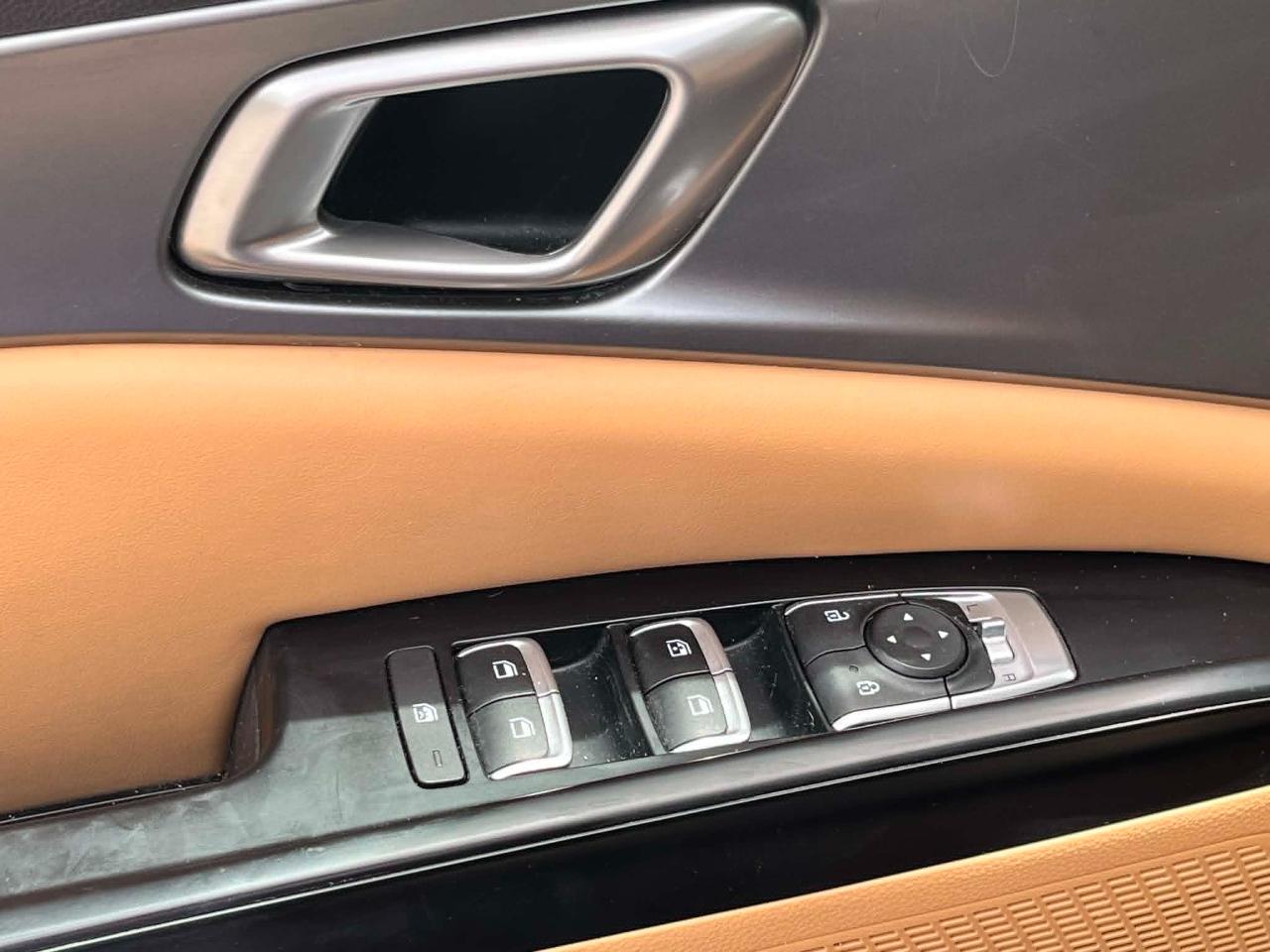 Kia Carnival LX Seat Package 2023