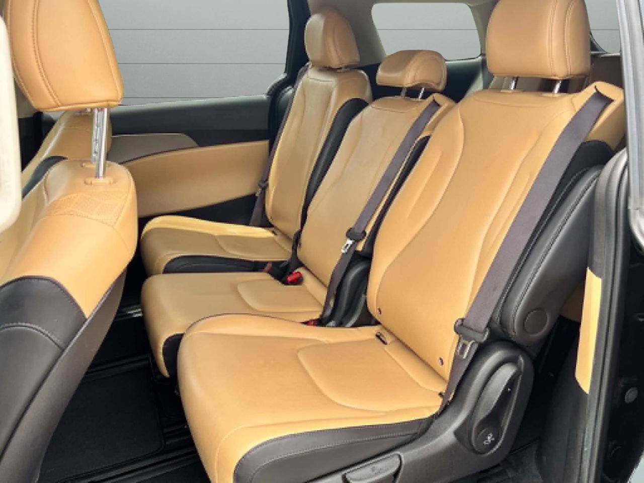 Kia Carnival LX Seat Package 2023