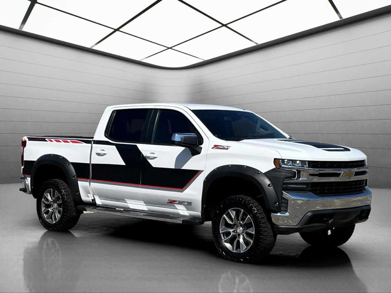 Chevrolet Silverado 1500 Limited LT Crew Cab 4WD 2022