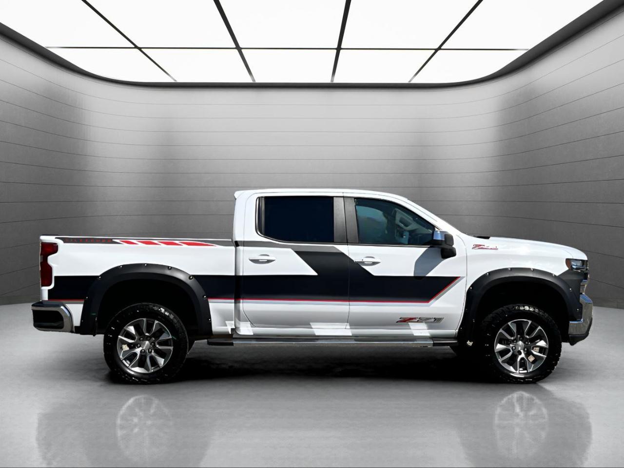 Chevrolet Silverado 1500 Limited LT Crew Cab 4WD 2022