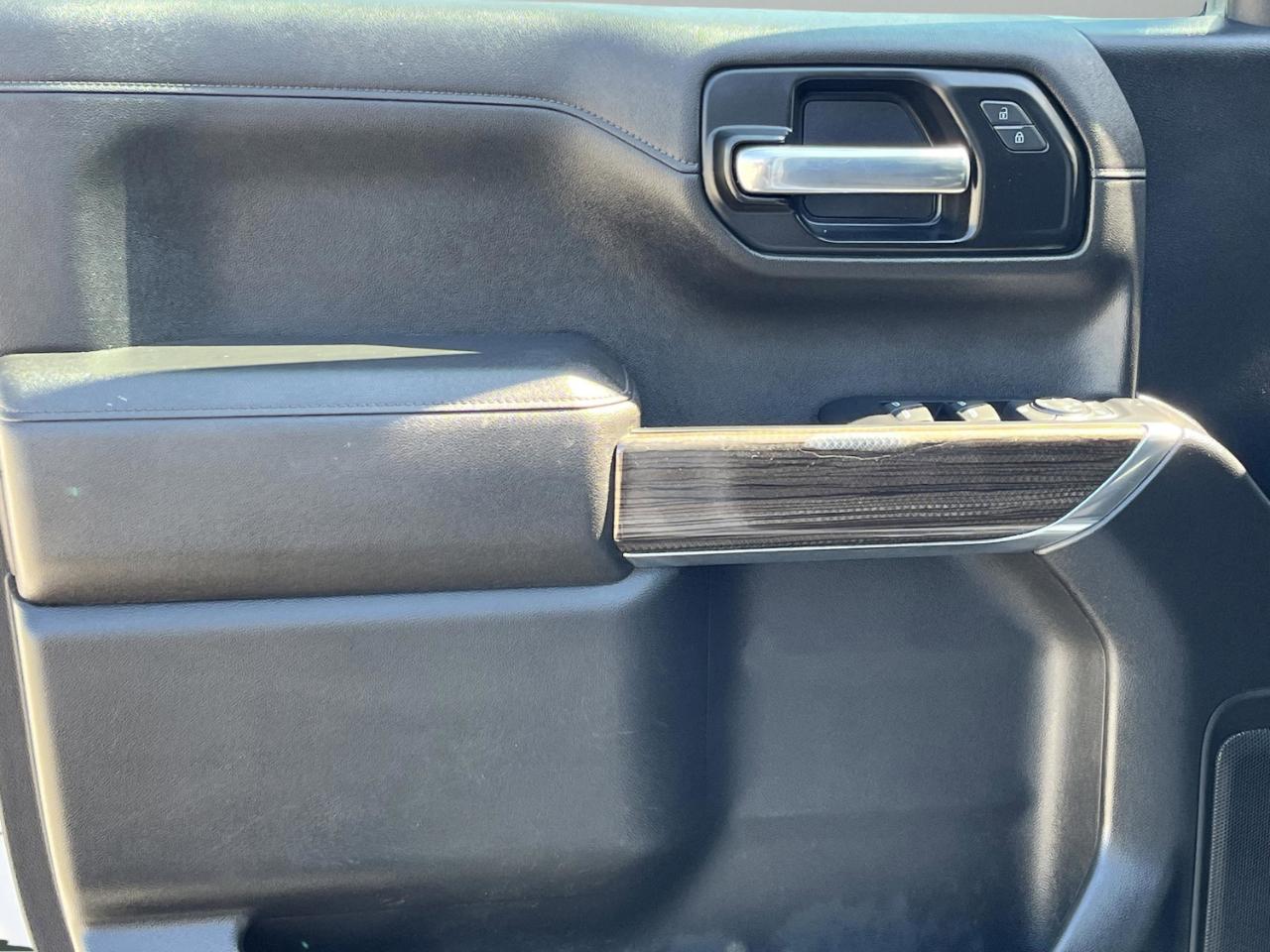 Chevrolet Silverado 1500 Limited LT Crew Cab 4WD 2022