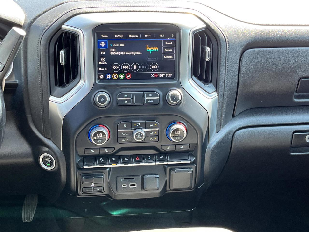 Chevrolet Silverado 1500 Limited LT Crew Cab 4WD 2022