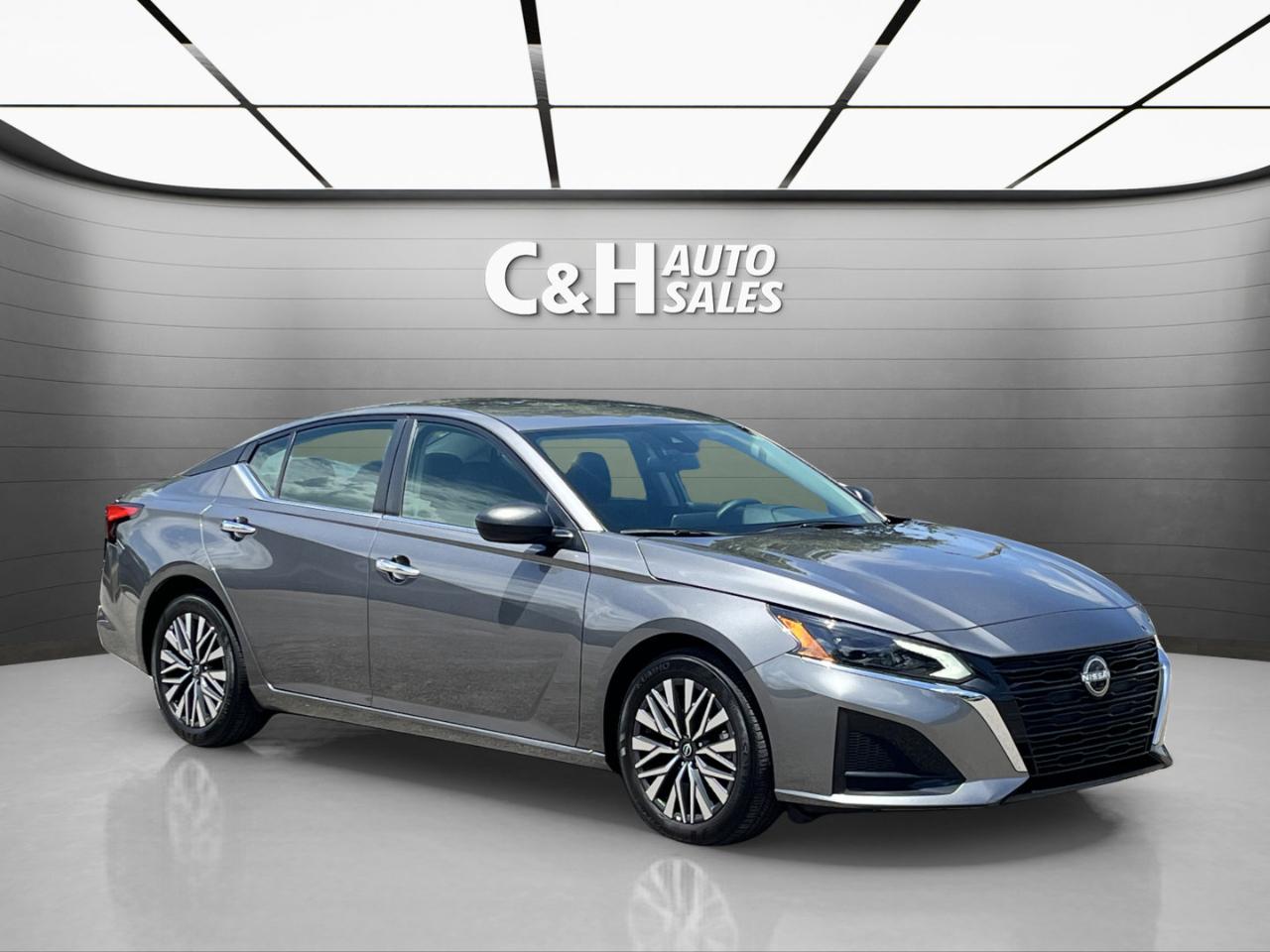 Nissan Altima 2.5 SV 2025