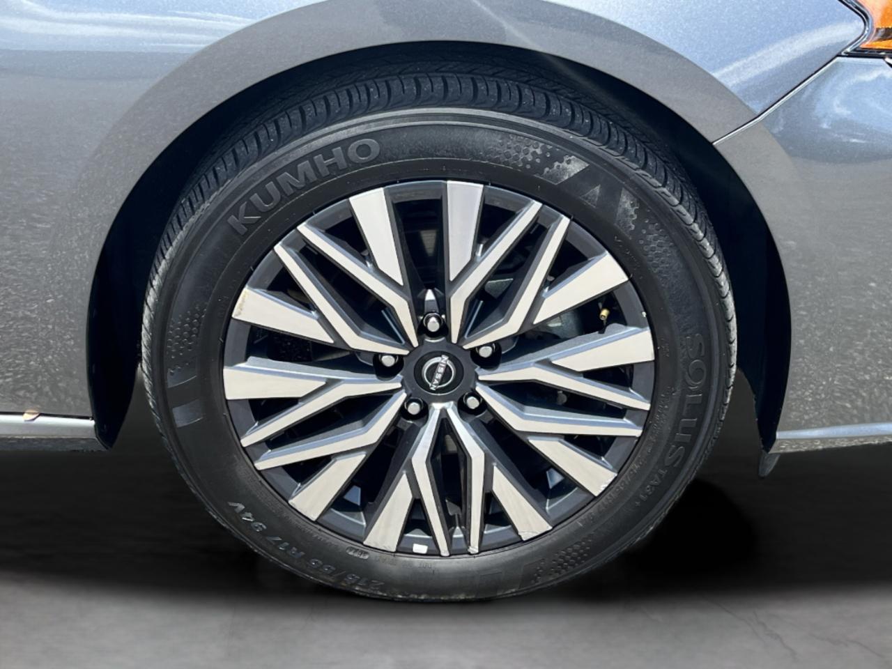 Nissan Altima 2.5 SV 2025