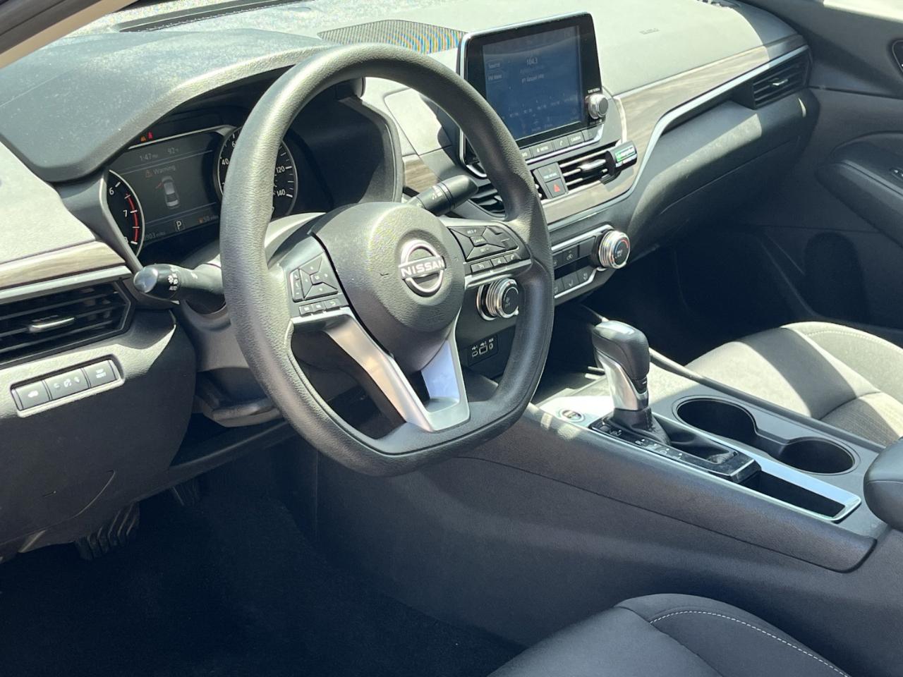 Nissan Altima 2.5 SV 2025