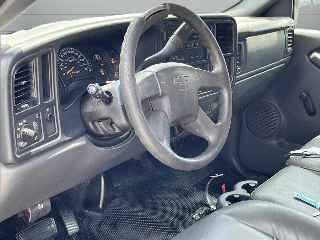 Chevrolet Silverado 3500 Regular Cab 2WD 2006