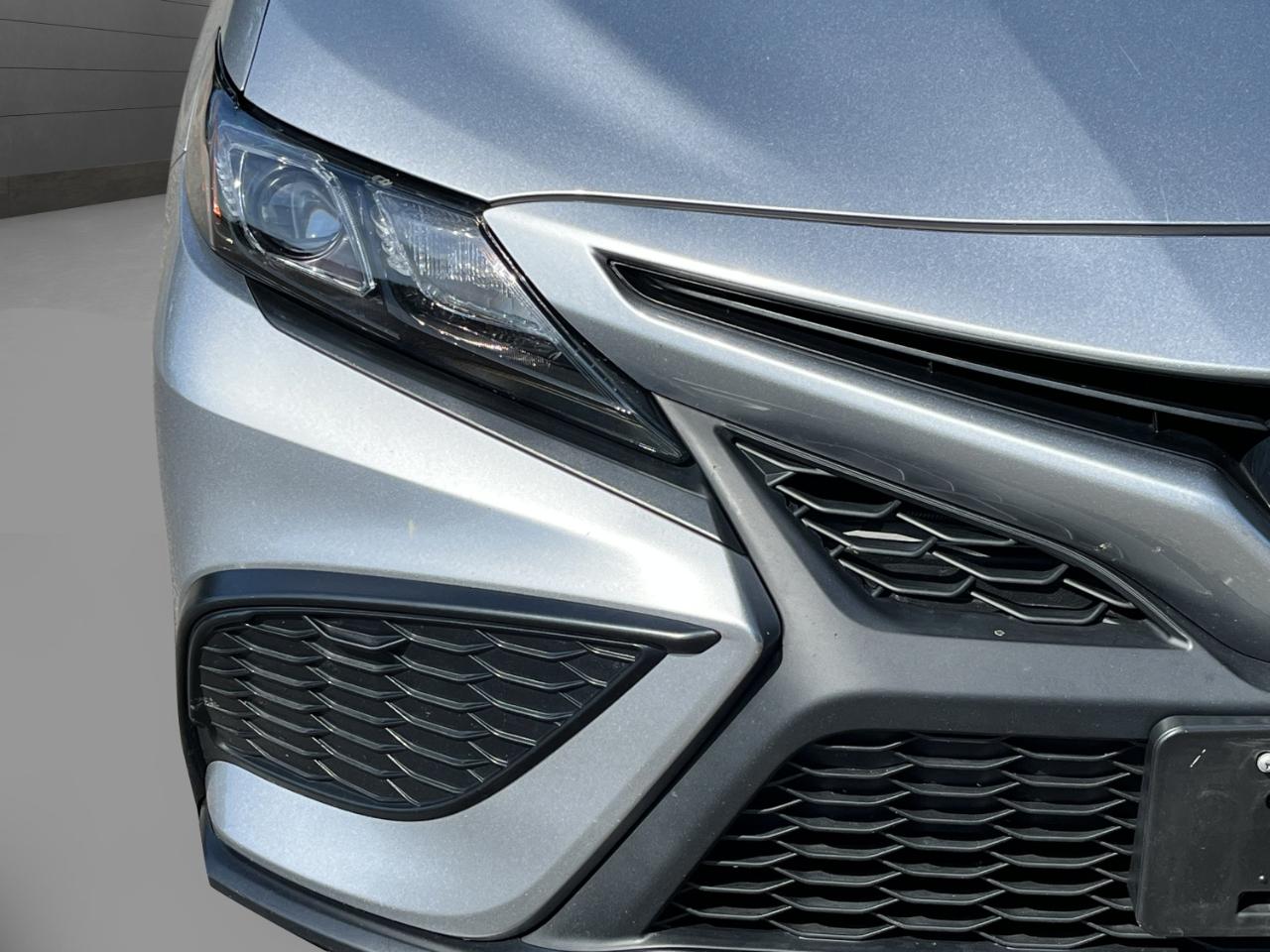 Toyota Camry SE 2024