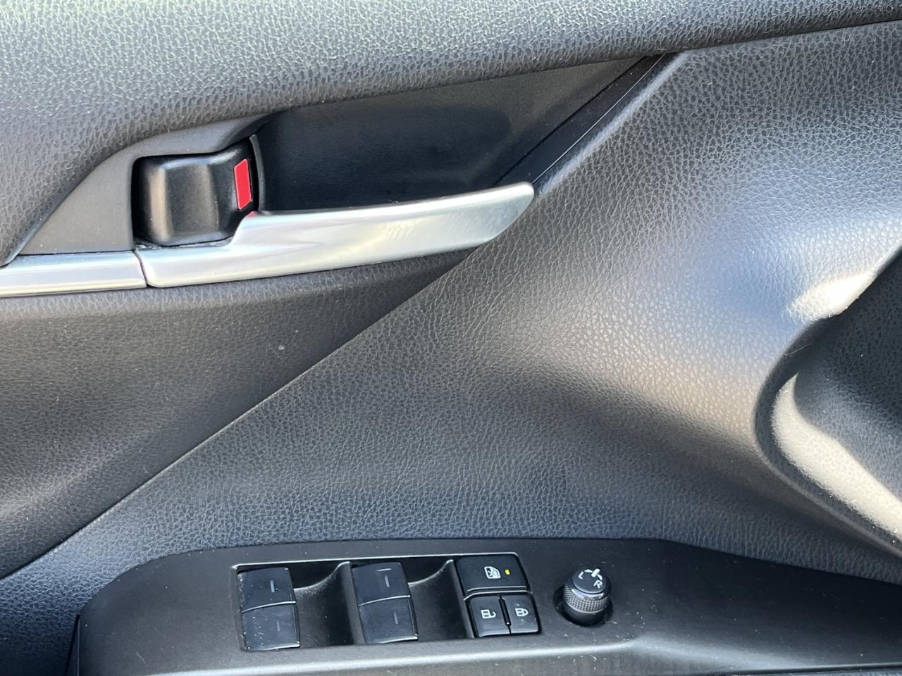 Toyota Camry SE 2024