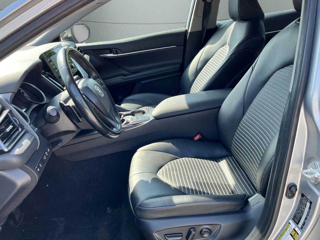 Toyota Camry SE 2024