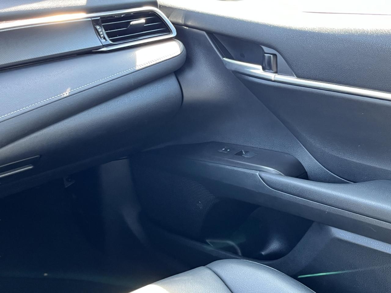 Toyota Camry SE 2024