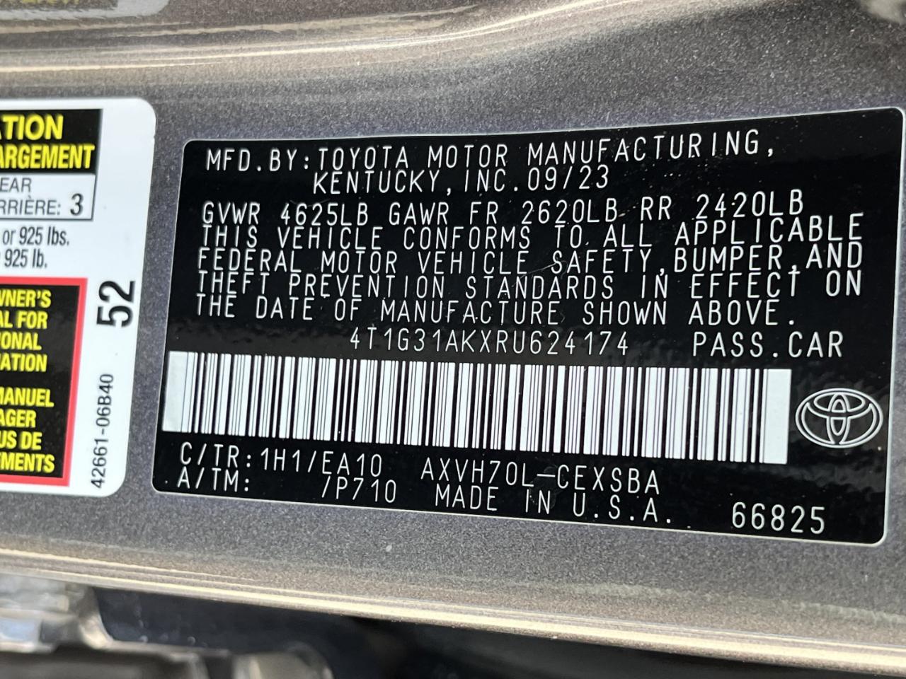 Toyota Camry Hybrid SE 2024