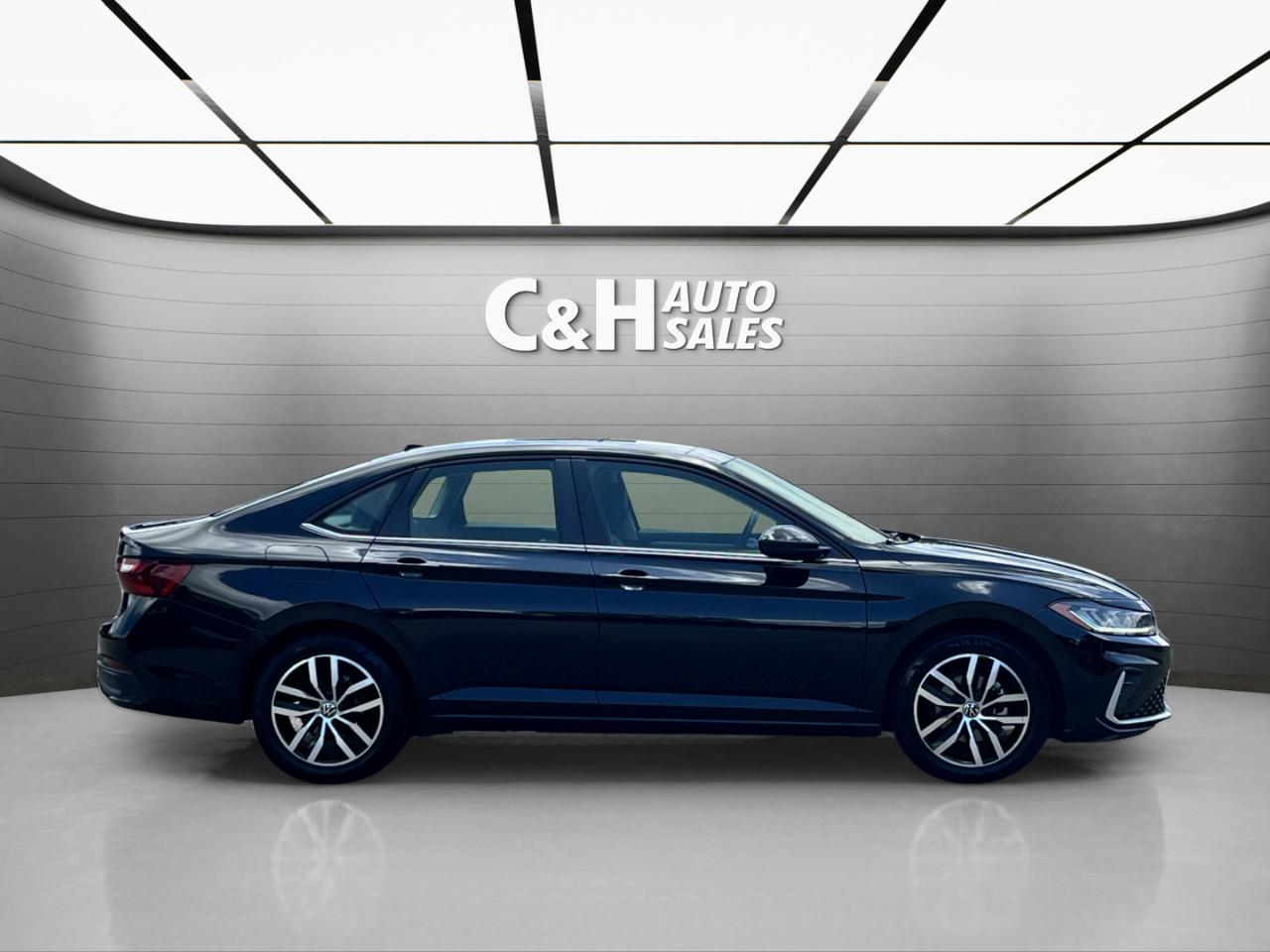Volkswagen Jetta SE 2025
