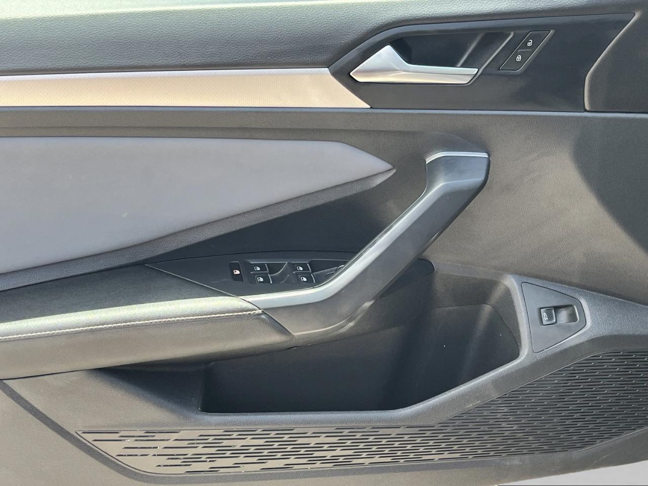 Volkswagen Jetta SE 2025