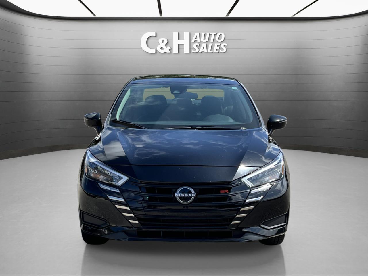 Nissan Versa SR 2025