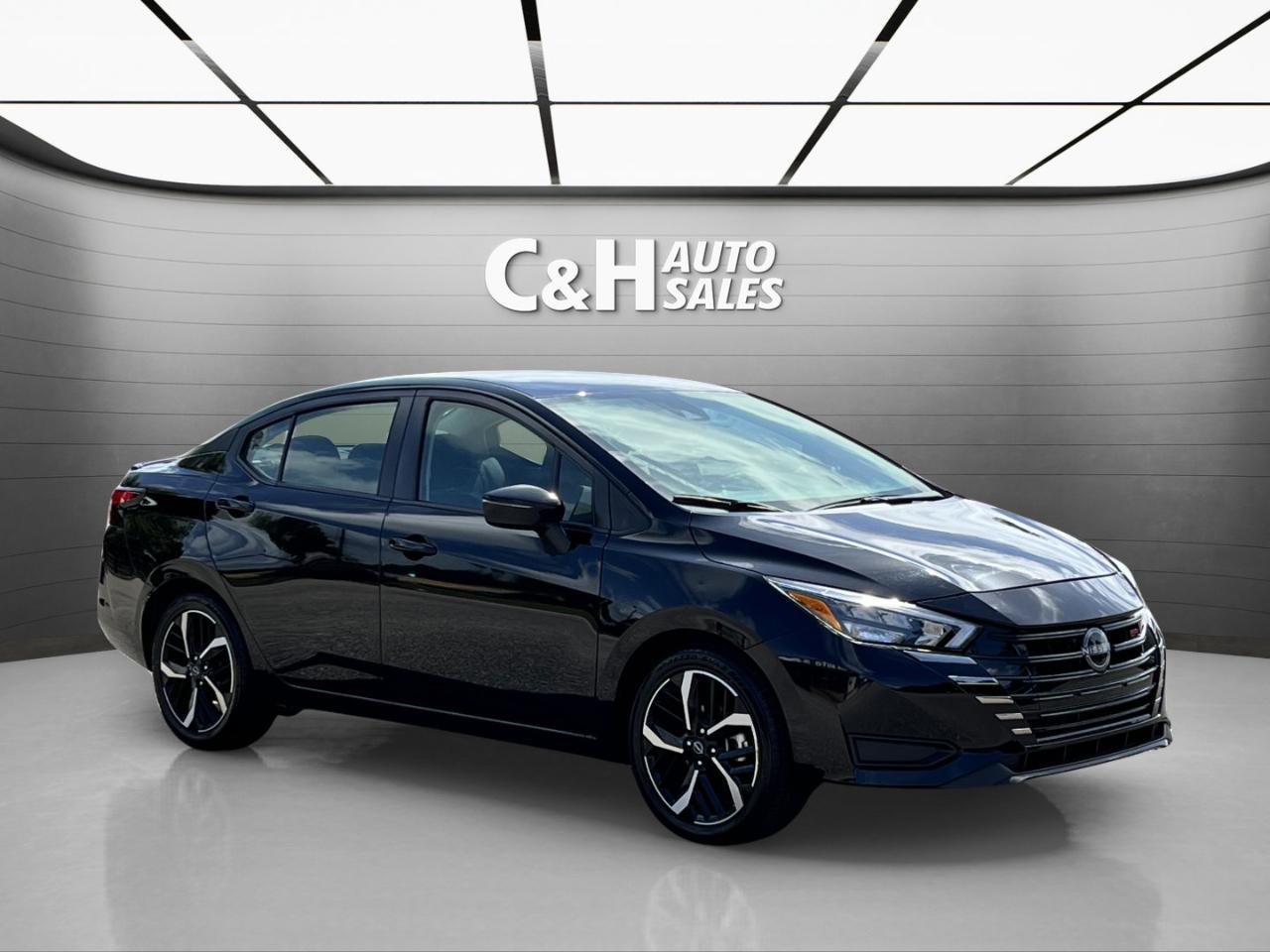 Nissan Versa SR 2025