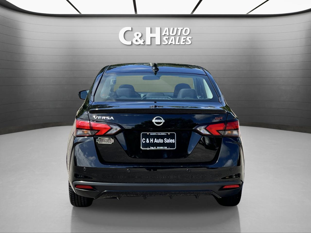 Nissan Versa SR 2025