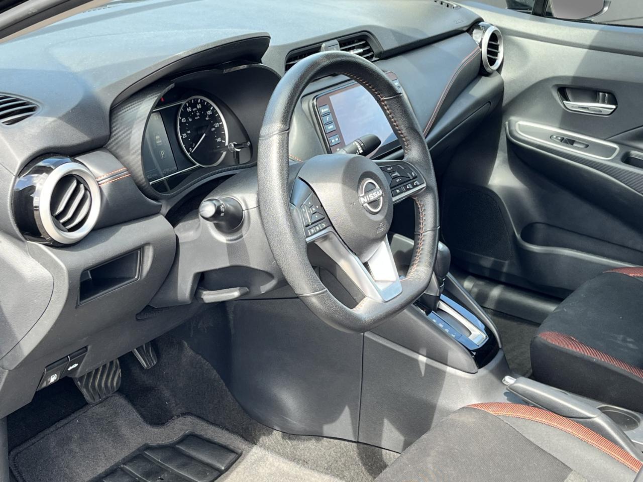 Nissan Versa SR 2025