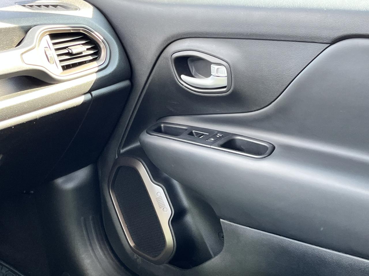 Jeep Renegade Latitude 2023