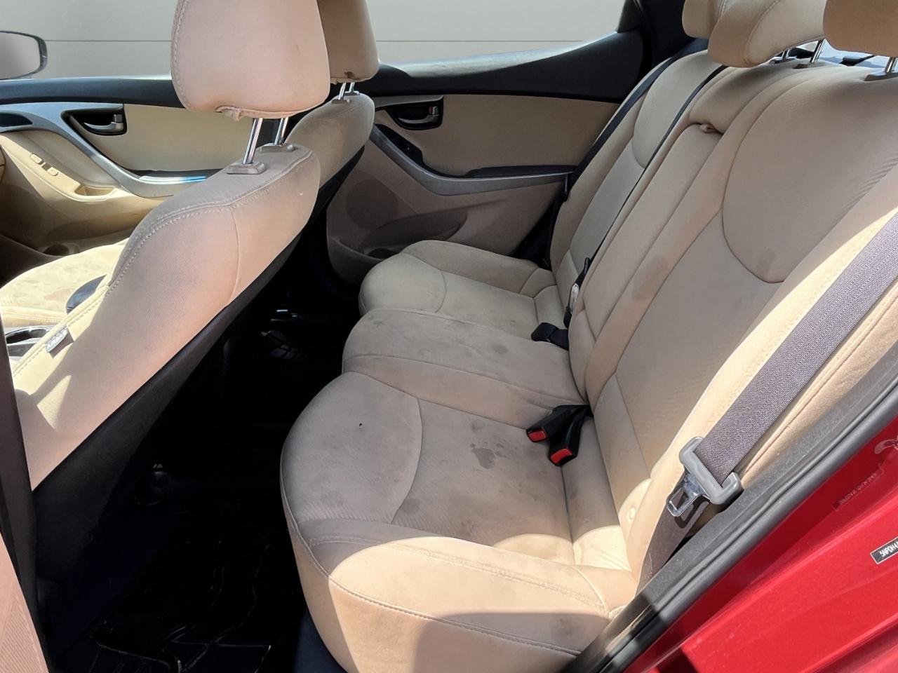 Hyundai Elantra GLS M/T 2013