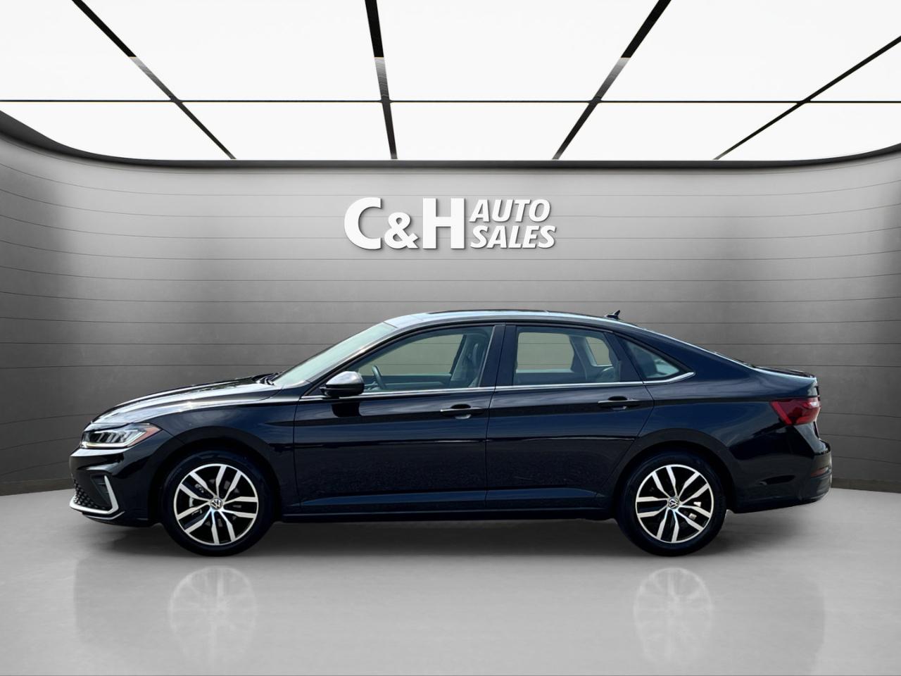 Volkswagen Jetta SE 2025