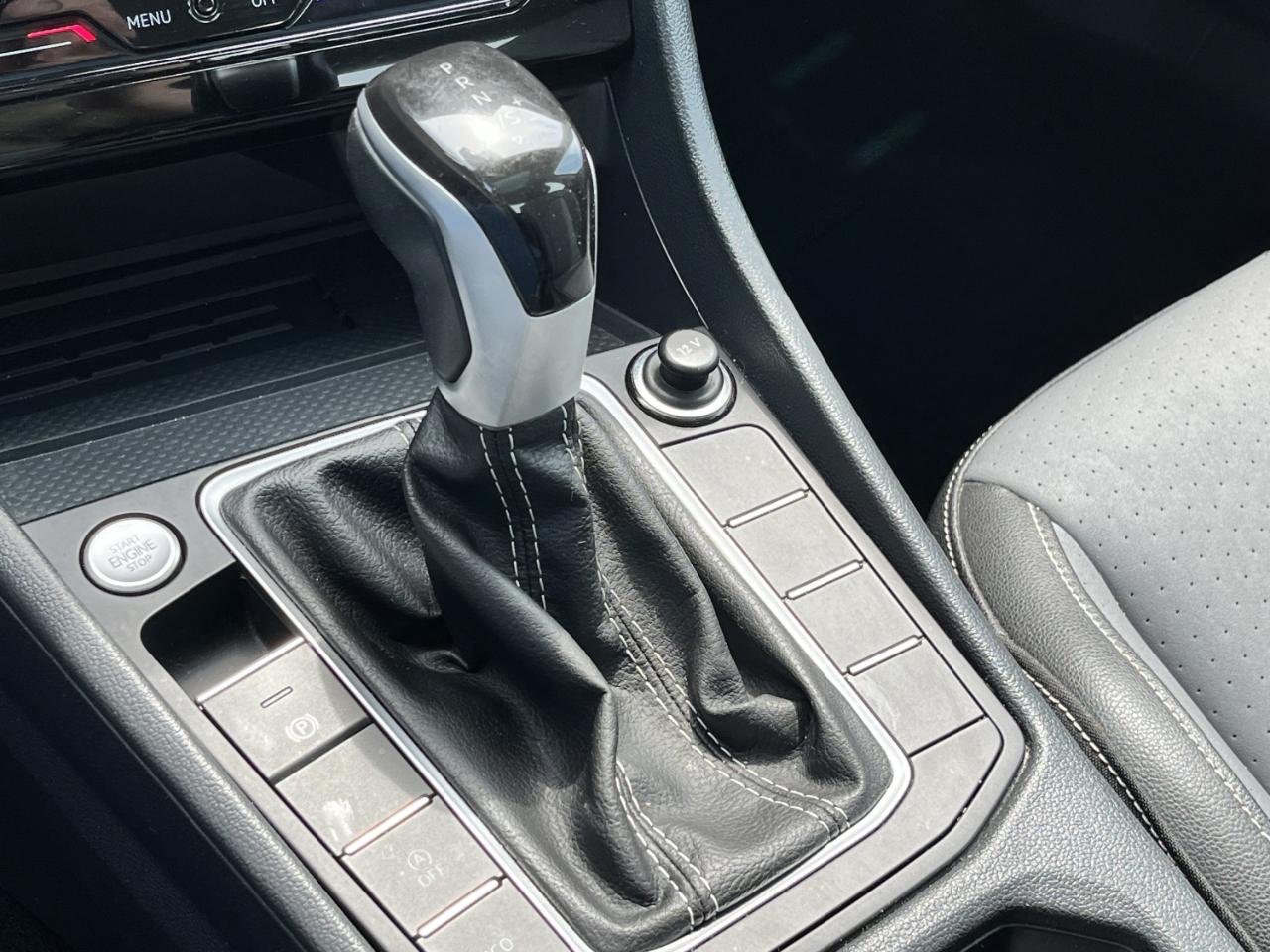 Volkswagen Jetta SE 2025