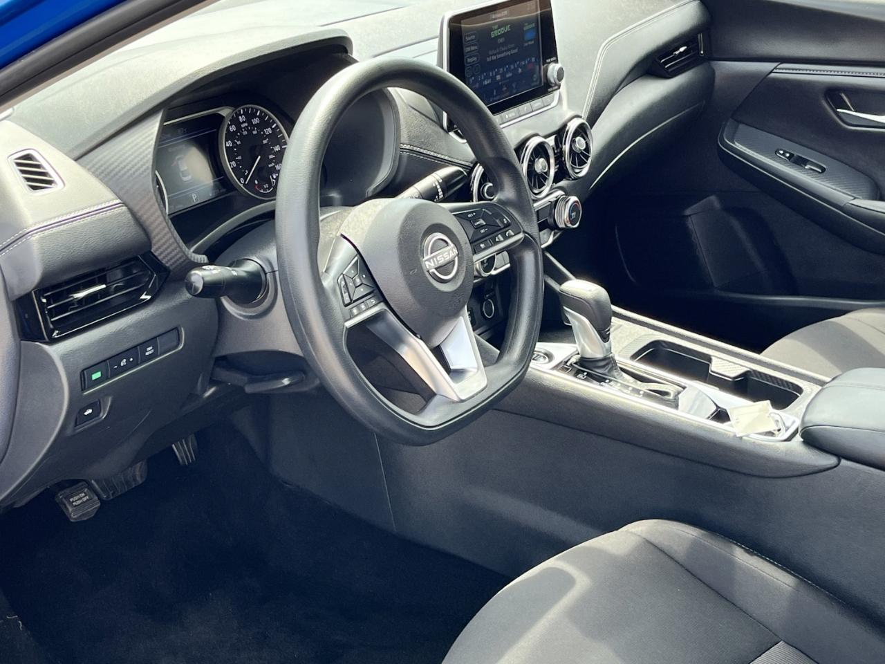 Nissan Sentra SV 2025