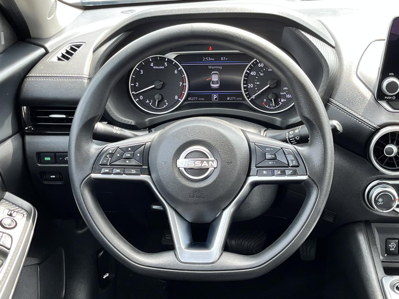 Nissan Sentra SV 2025